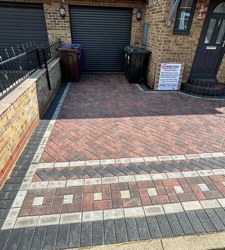 carlton barnsley bespoke block paved driveway 0006