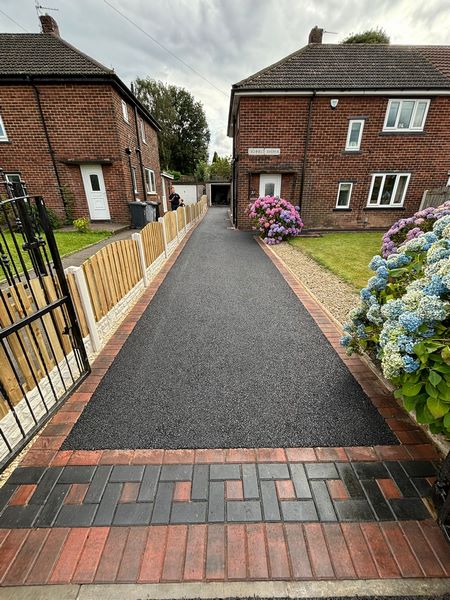 barnsley tarmac driveway fencing 01