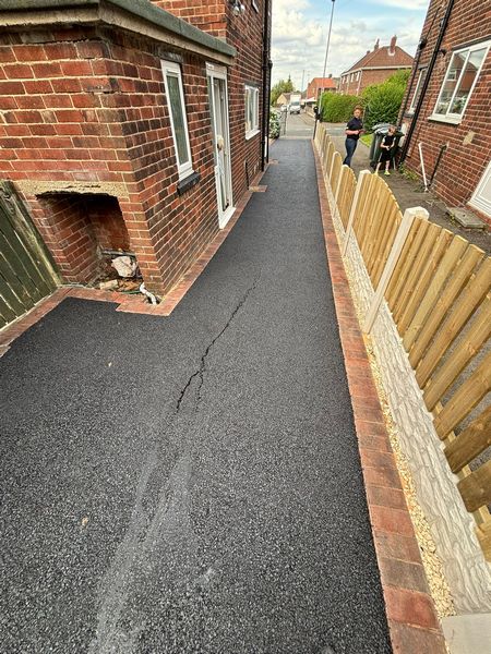 barnsley tarmac driveway fencing 07