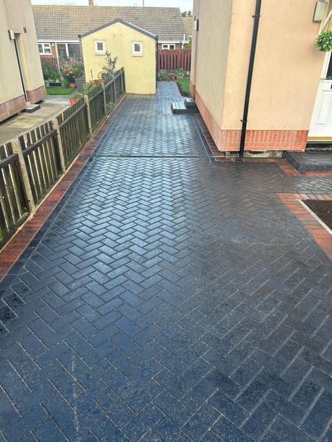 pontefract charcoal block paved driveway 08